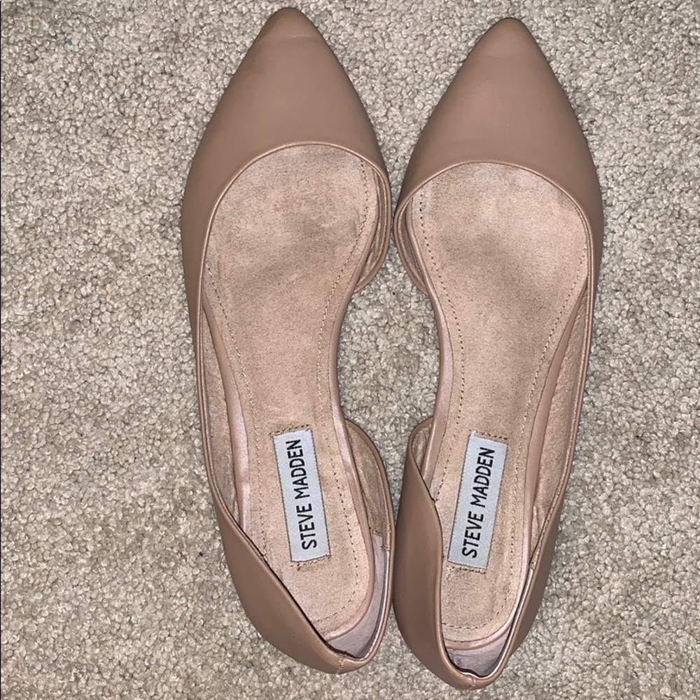 Steve Madden Flats—Black & Tan!